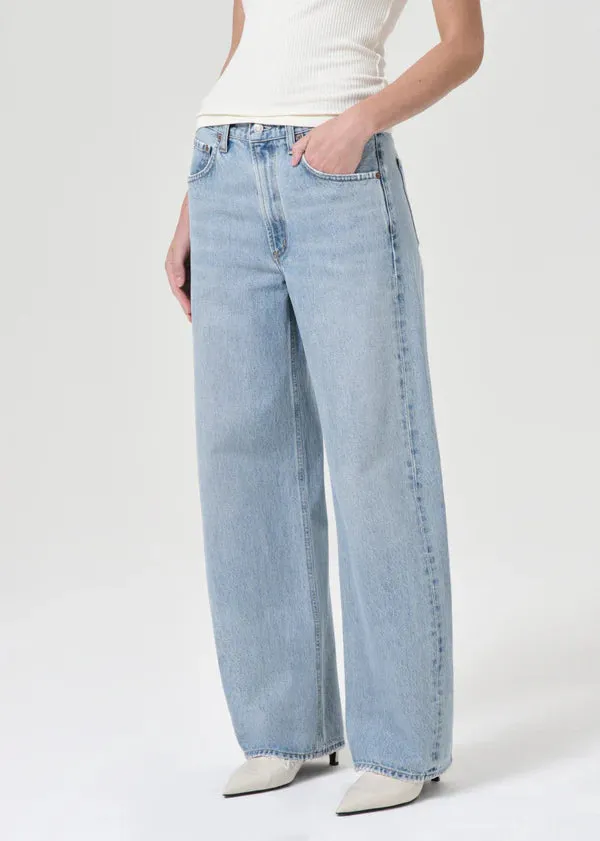 Force Low Curve Jean