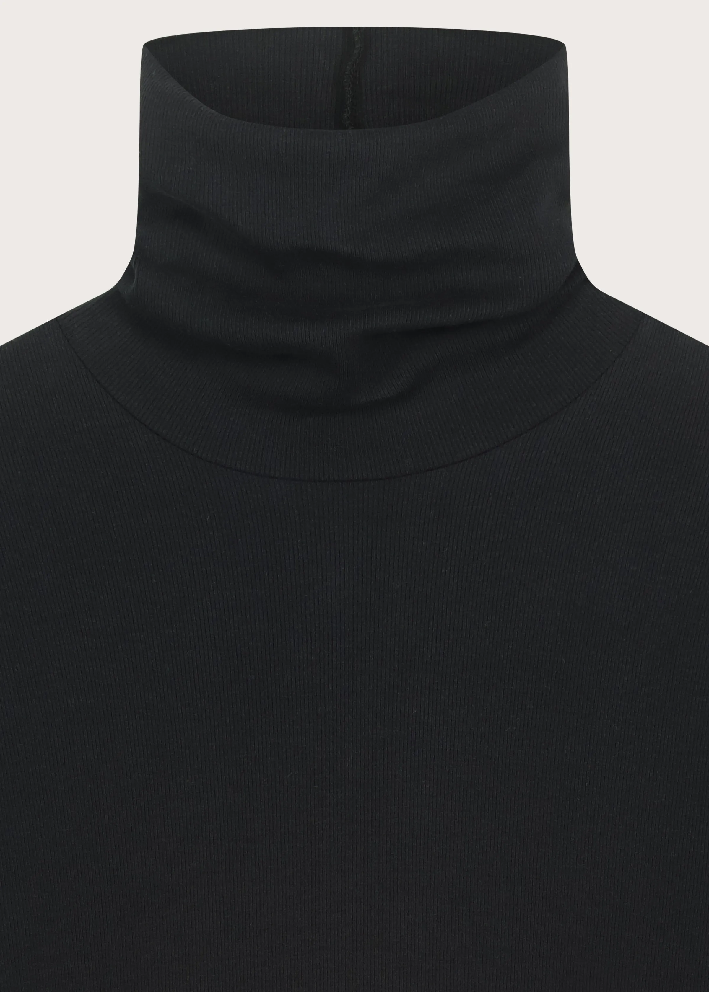 The Theresa Turtleneck - Essential Black